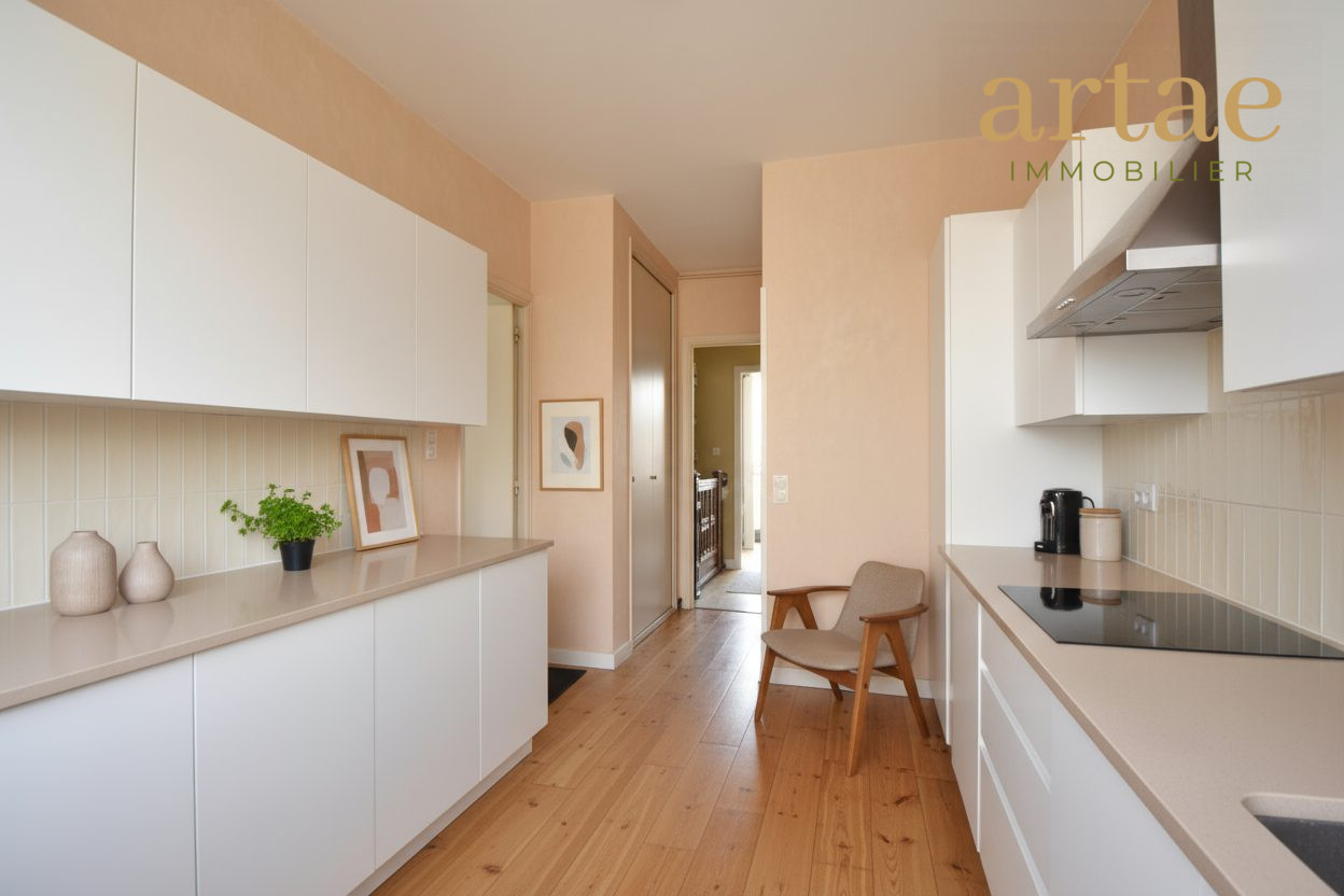 JEAN JAURÈS – T4/5 de 137 m² avec balcons, garage et fort potentiel